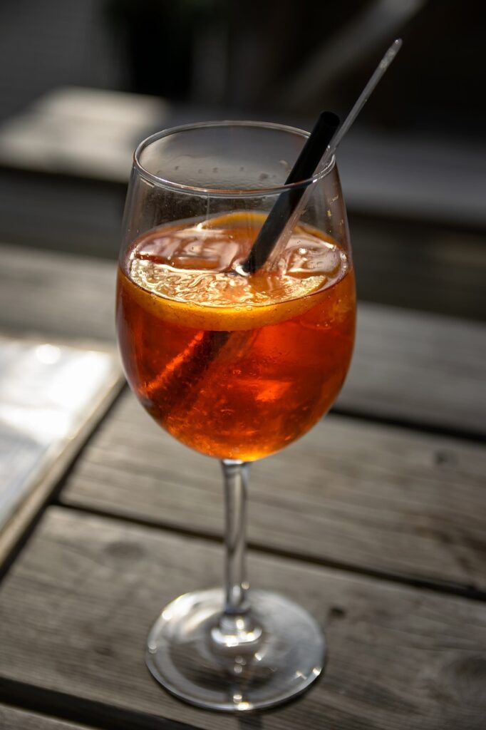 プラセンタサプリは飲むタイミングが食前と食後でどう違う？